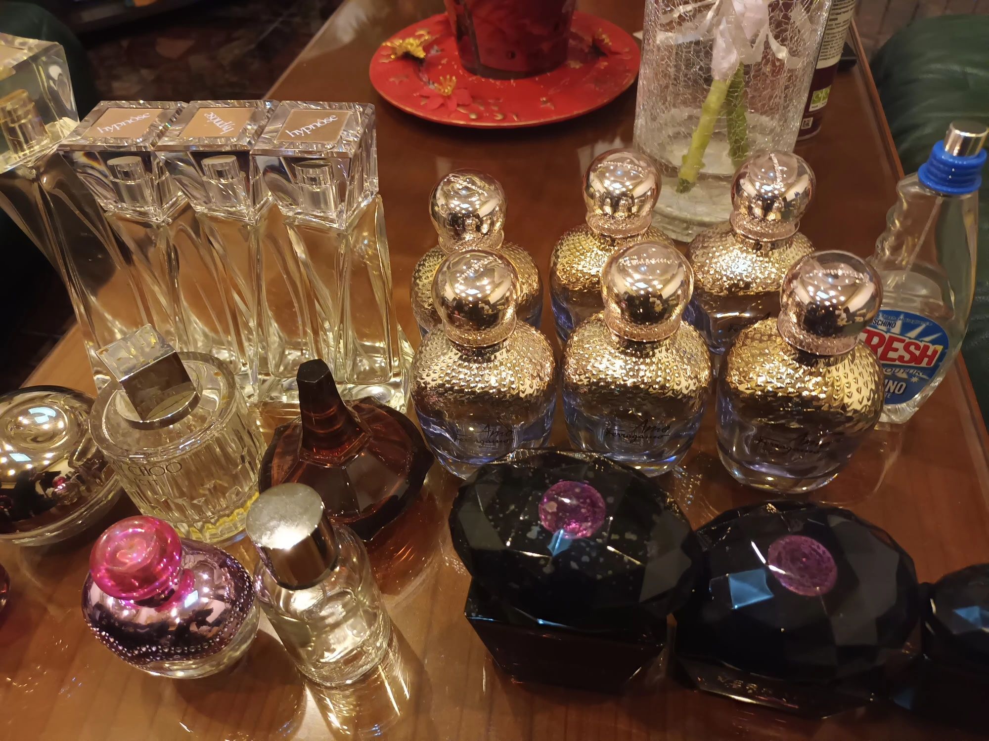 Sticle de parfumuri originale goale