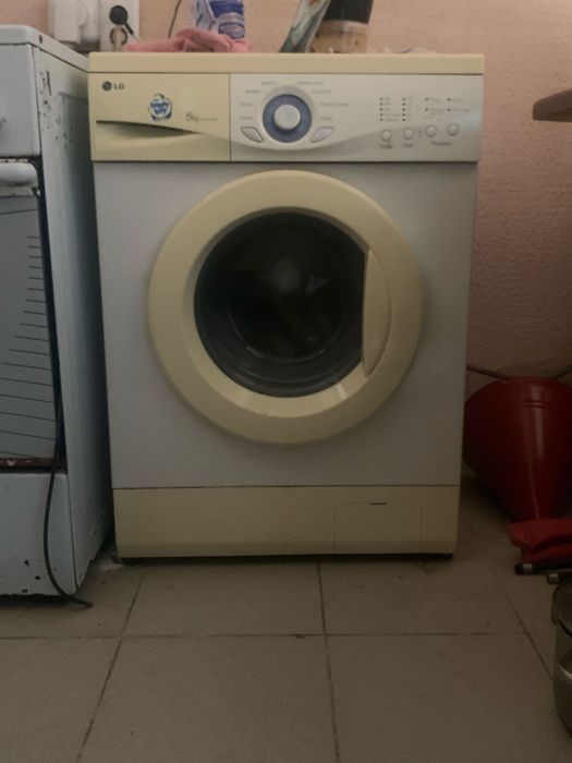 Продам стеральные машинки на запчасти