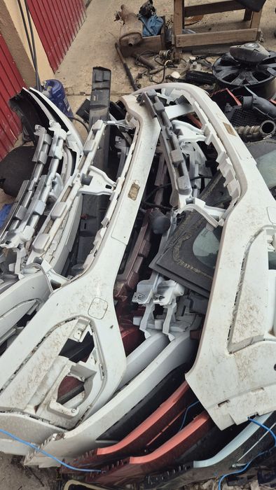 Bara fata dacia sandero stepway 2021 2024 piese faruri logan