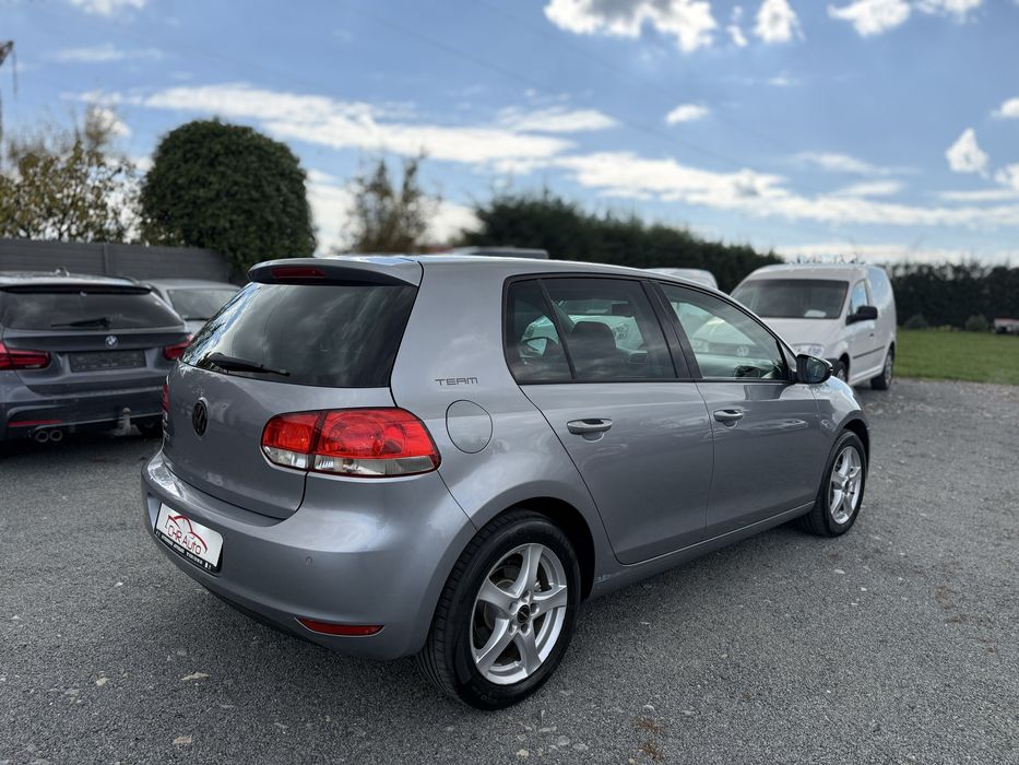 Volkswagen Golf 6 TEAM 1.2 TSI 86cp Euro5, Navigatie, Scaune incalzite