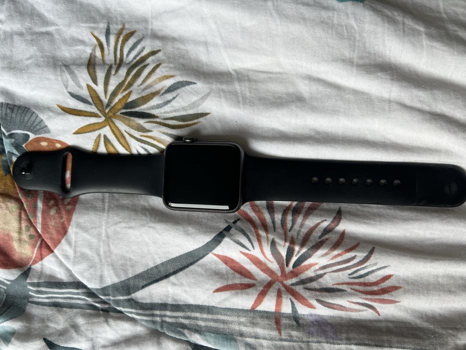 Продаются apple watch series 3 42mm