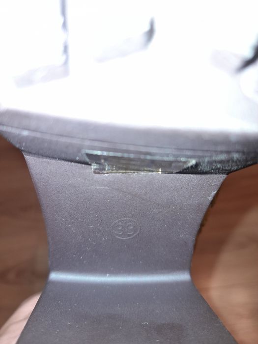 Vand cizme dama noi inalte deosebite