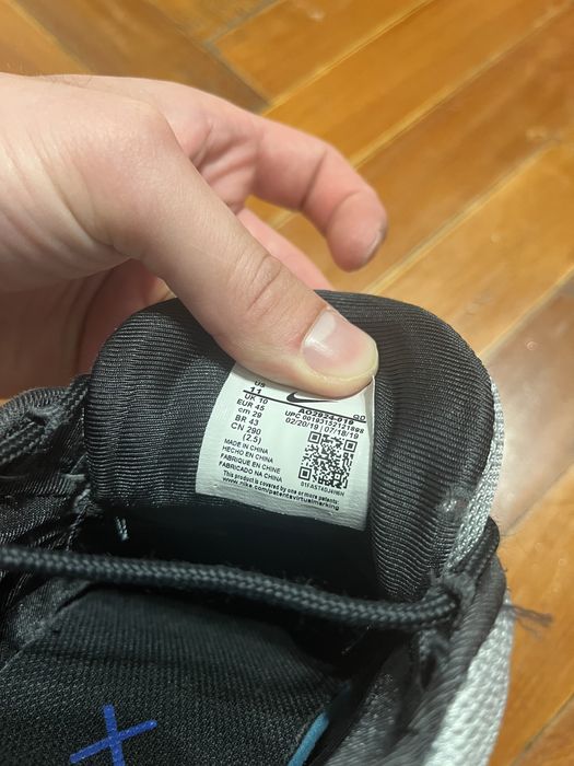 Nike Air Max 720 marimea 45 - 29 cm