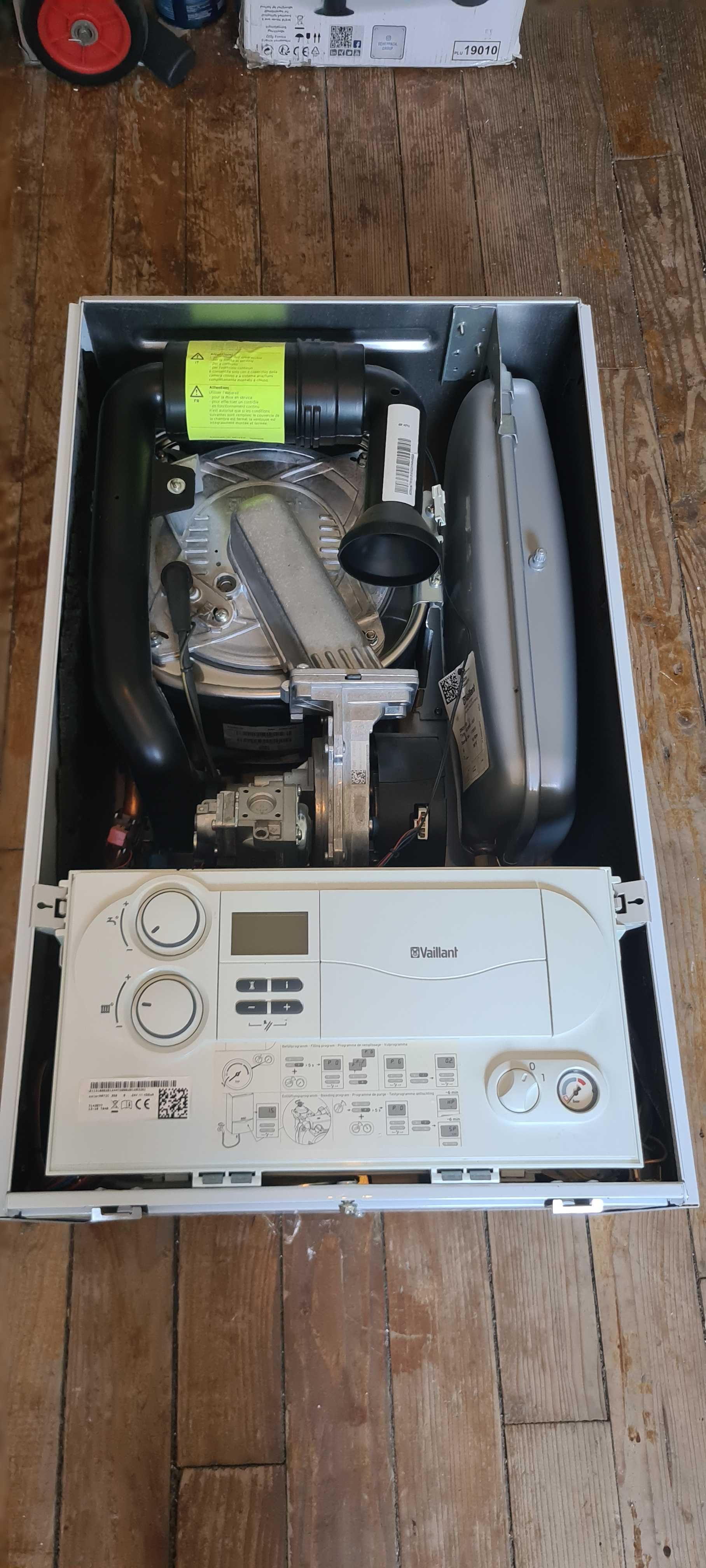 Centrală Gaz Vaillant VC DE  196 ecoTEC Plus