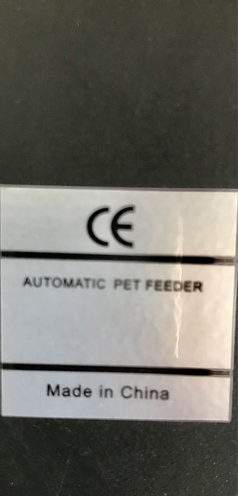 Automatic pet Feeder