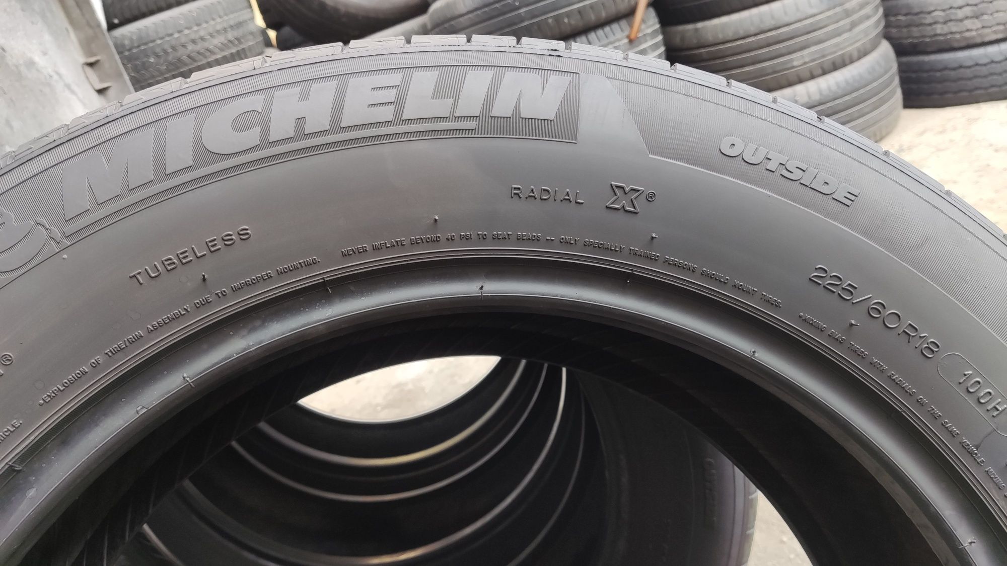 4бр летни гуми 225/60/18 Michelin Latitude Sport
6.6/6.7 mm грайфер
До