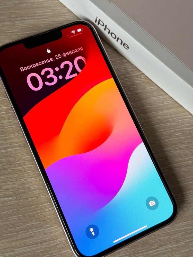 iPhone 13  256Гб. Розовый цвет.