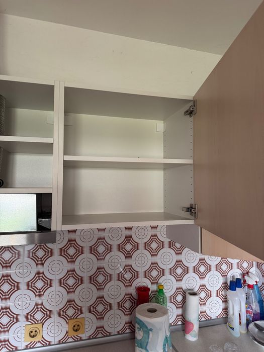 Продавам кухня IKEA