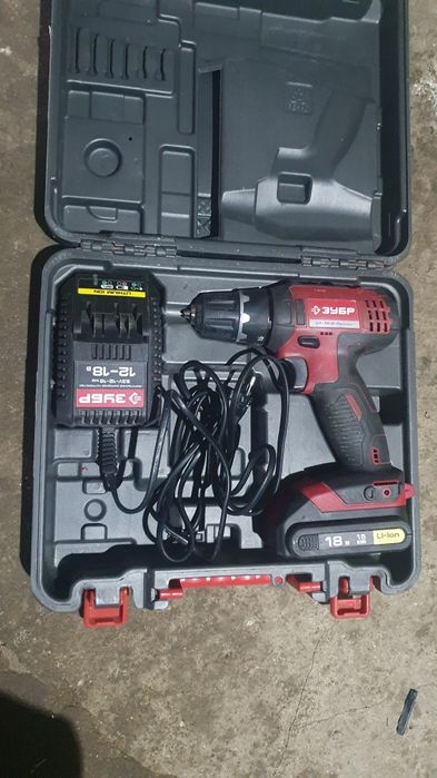 продам б/продам б/у шуруповерт зубр.в рабочем состоянии