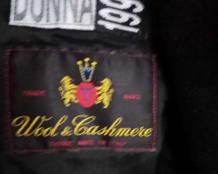 КОМЕНТАР Срахотно брандово палто+пухкава екичка