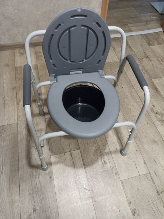 кресло туалет б/у