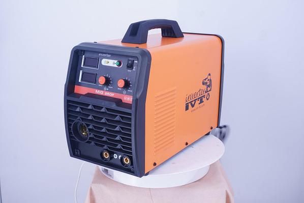 Продам сварочный полуавтомат. Ivt 250pro