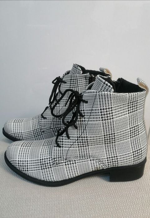 Дамски обувки - Боти