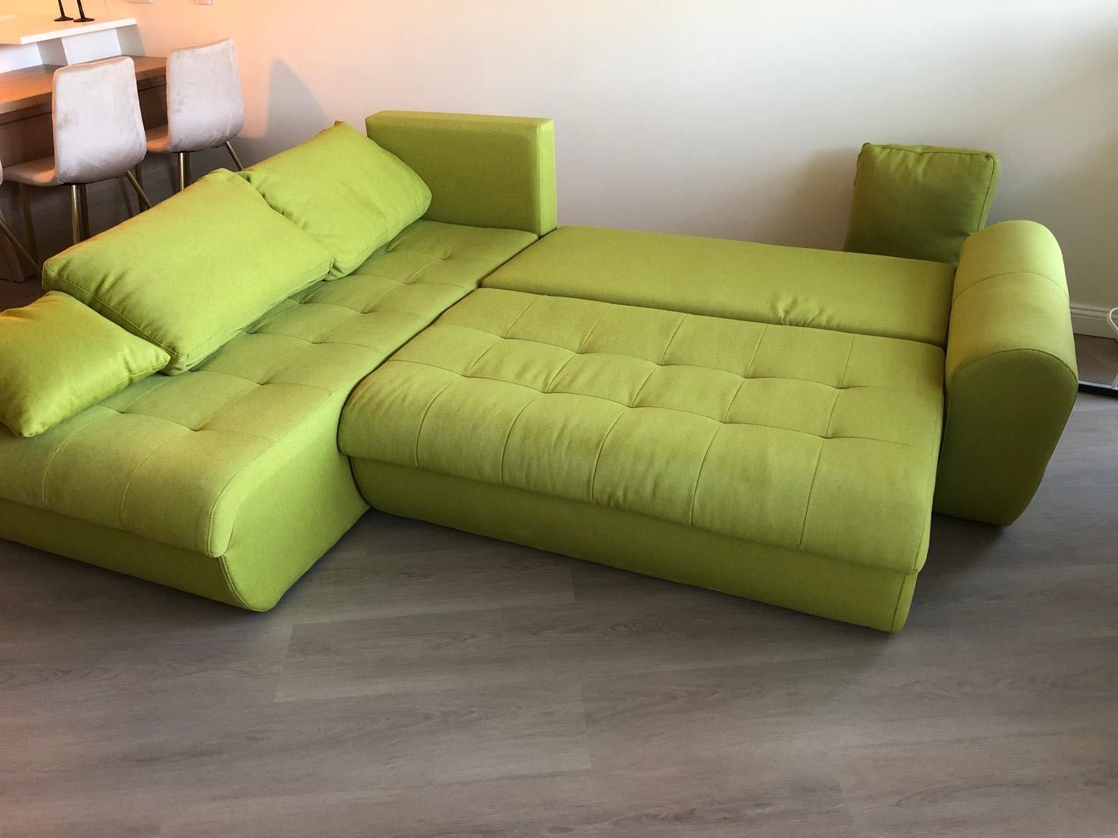 ъглов диван с функция за спане 253cm x180cm