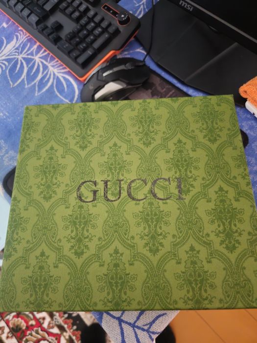 Yangi GUCCI sumka va Airpods 3.1 sotiladi