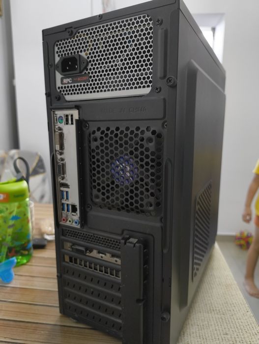 Pachet Desktop gaming, monitor gaming LED, Kit gaming