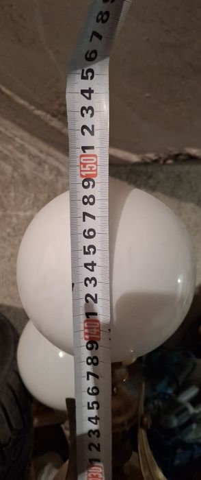 Продавам лампион