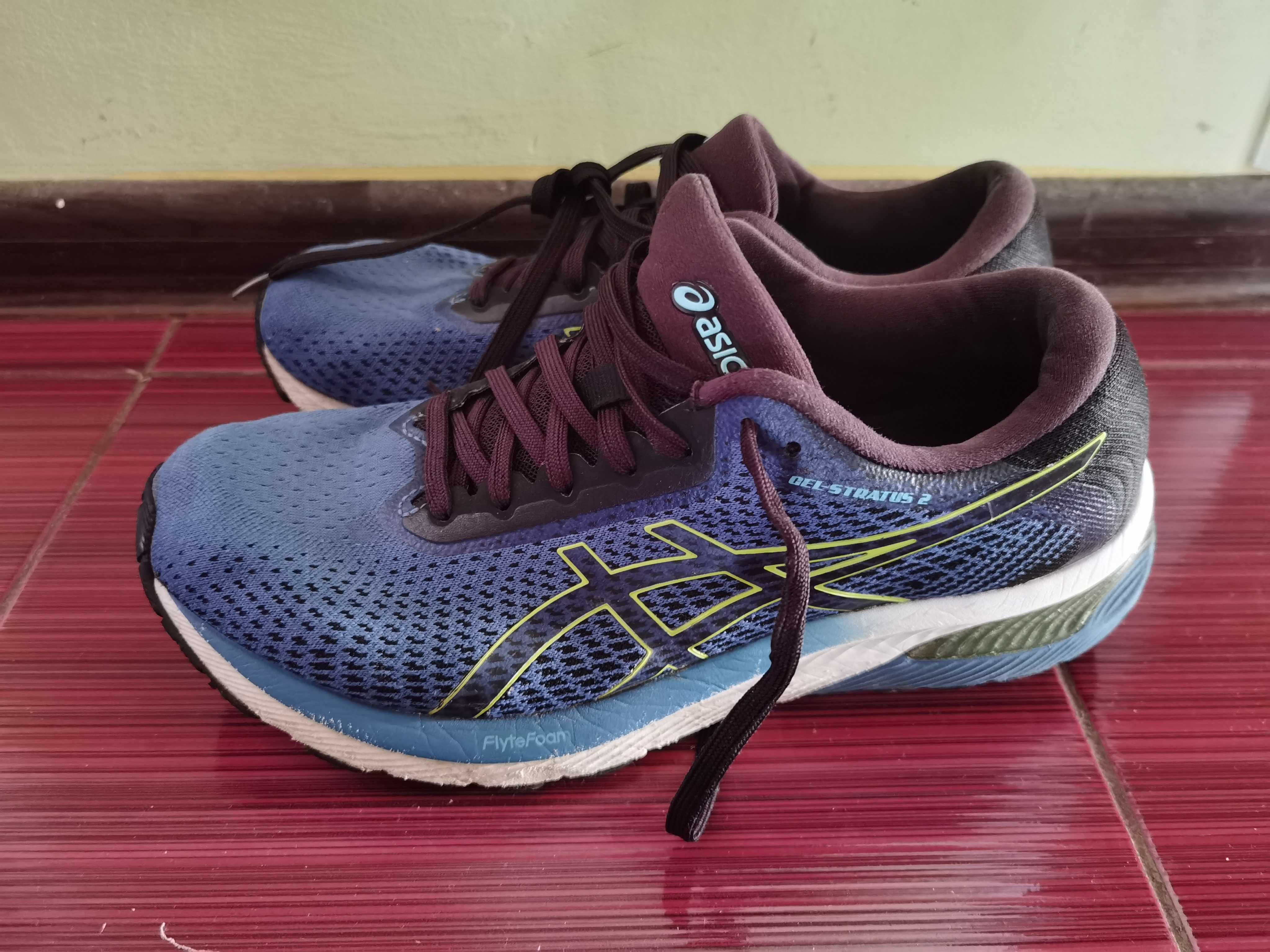 Маратонки Asics син цвят 44 номер