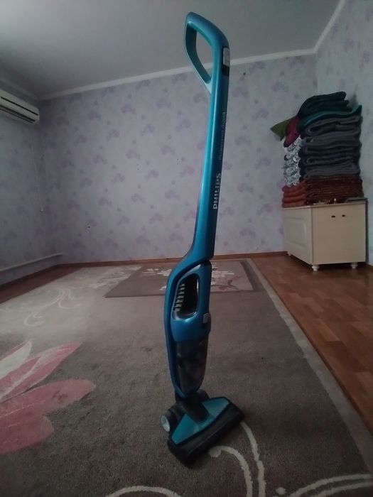 Пылесос Phillips powerpro aqua