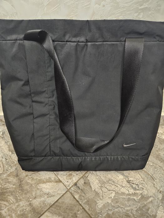 Дамска спорта чанта NIKE