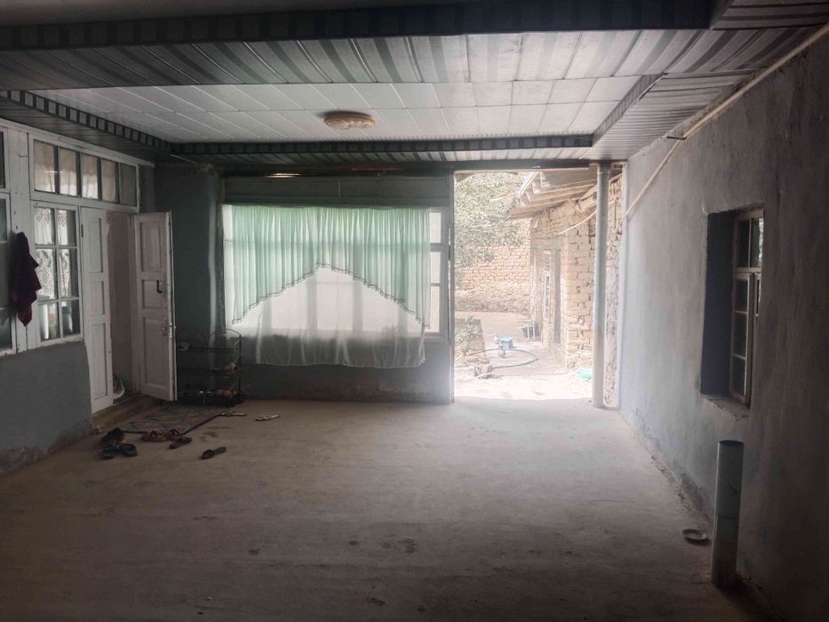 Hovli shahar markazidan Qarshi shahri Gulshan mahalla Gulzor ko'cha
