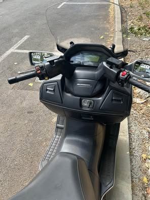 Suzuki Burgman 650