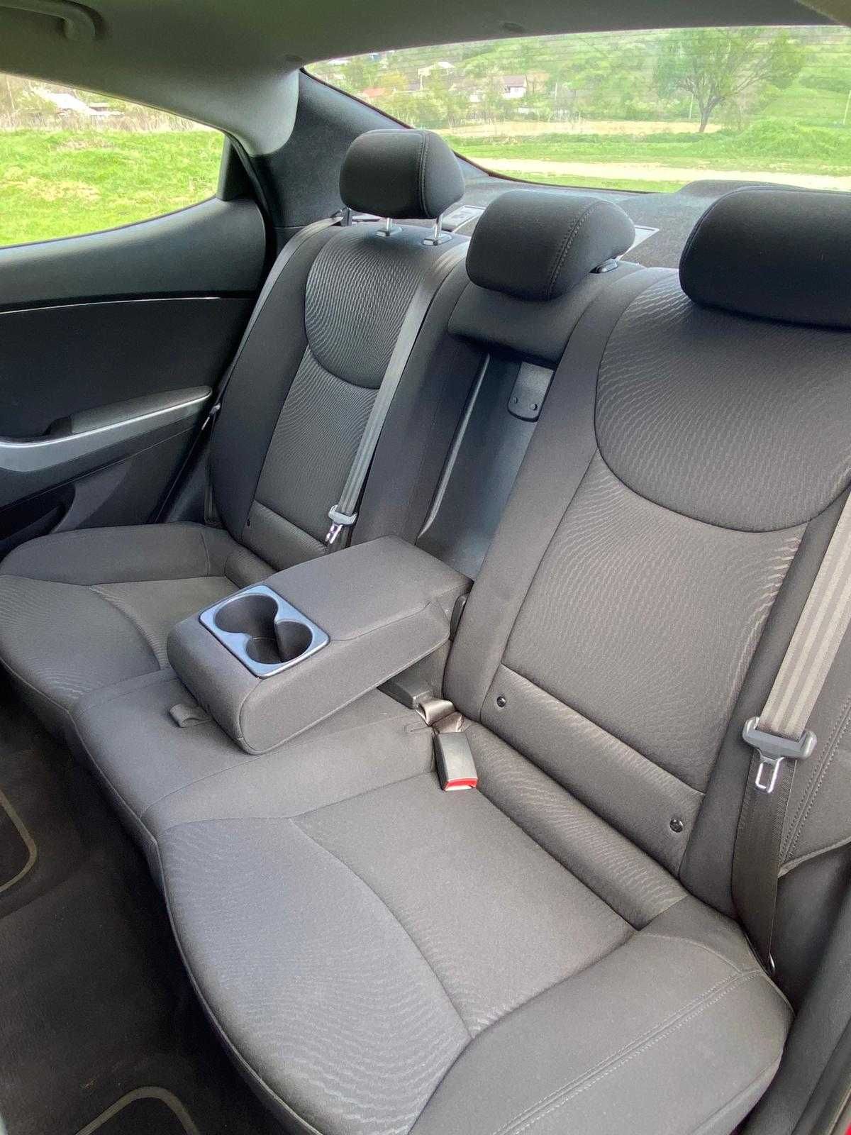 Hyundai Elantra 2014, 1.6 Benzină + GPL, Stare foarte bună