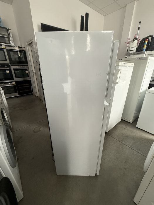 Хладилник за вграждане ELECTROLUX