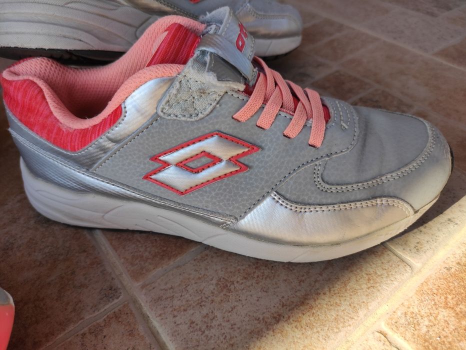 Vând Adidasi Lotto fete  34,35 adidas 35.5 ,bascheți puma3636