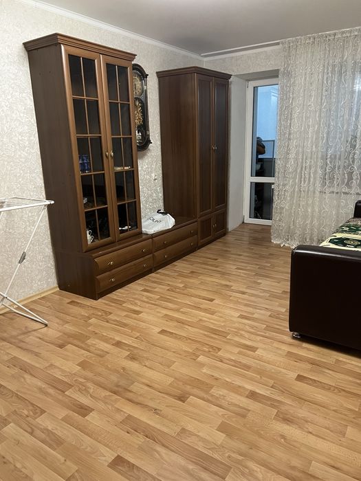 Продам однокомнатную квартиру, ул. Каирбаева 72.