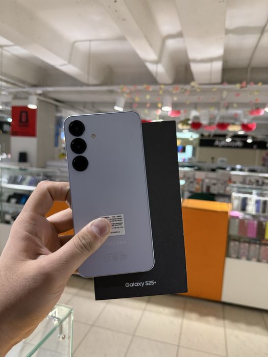 Samsung  S25 plus 256gb