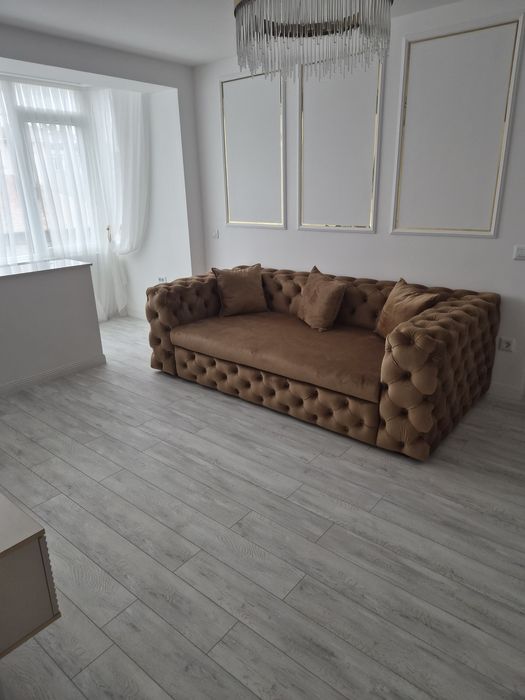 Închiriez apart 3 camere _ Școlilor