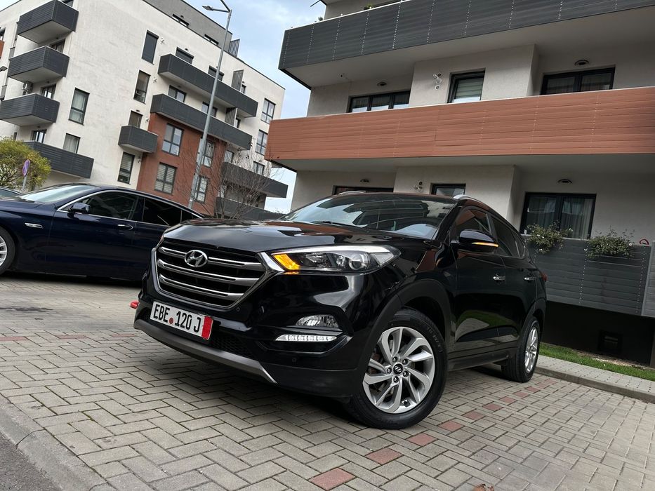 Hyundai Tucson /4X4/Manual/Full/Led/xenon/Navi/Camera/incalzire scaune/Lane Assist