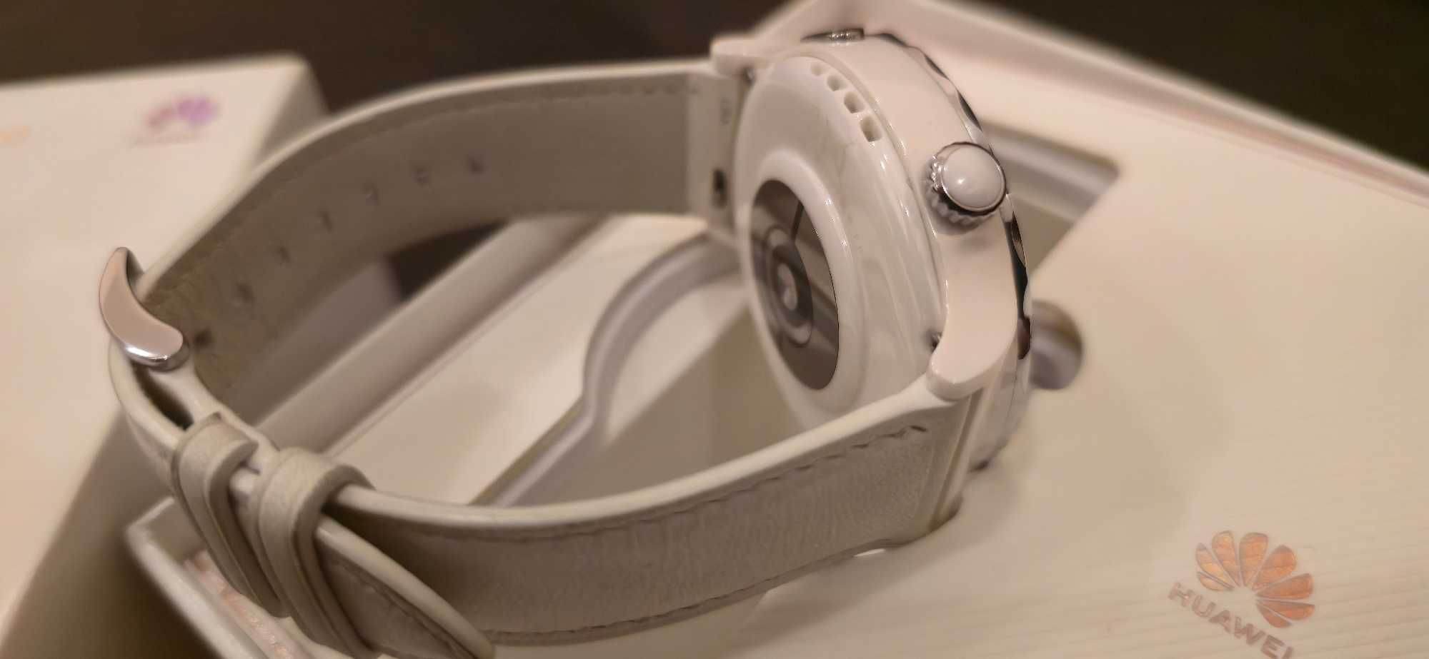 Huawei watch GT3 pro ceramic