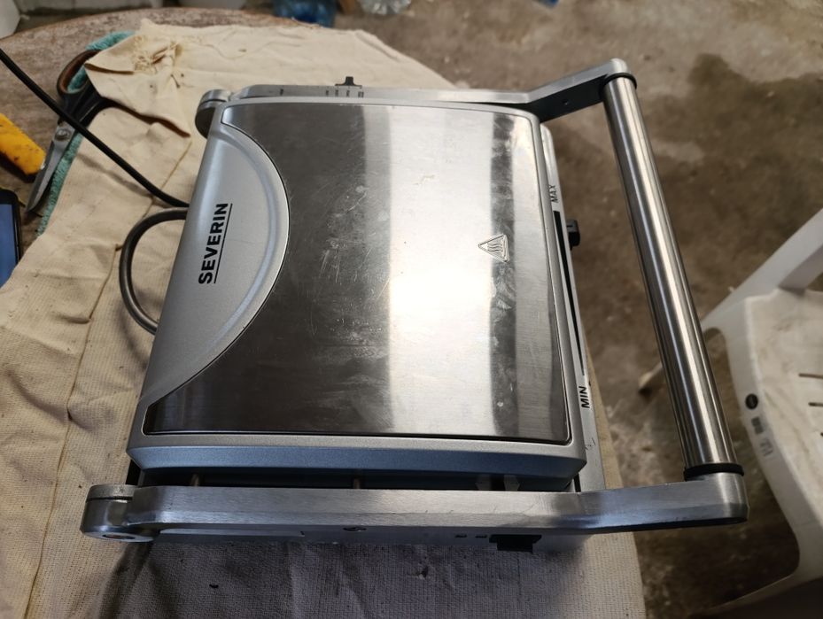 Тостер грил за сандвичи Severin
