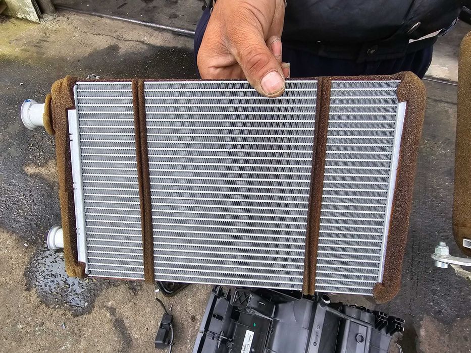 Calorifer radiator Caldura bord Mercedes S class W221 S320 S350 S500