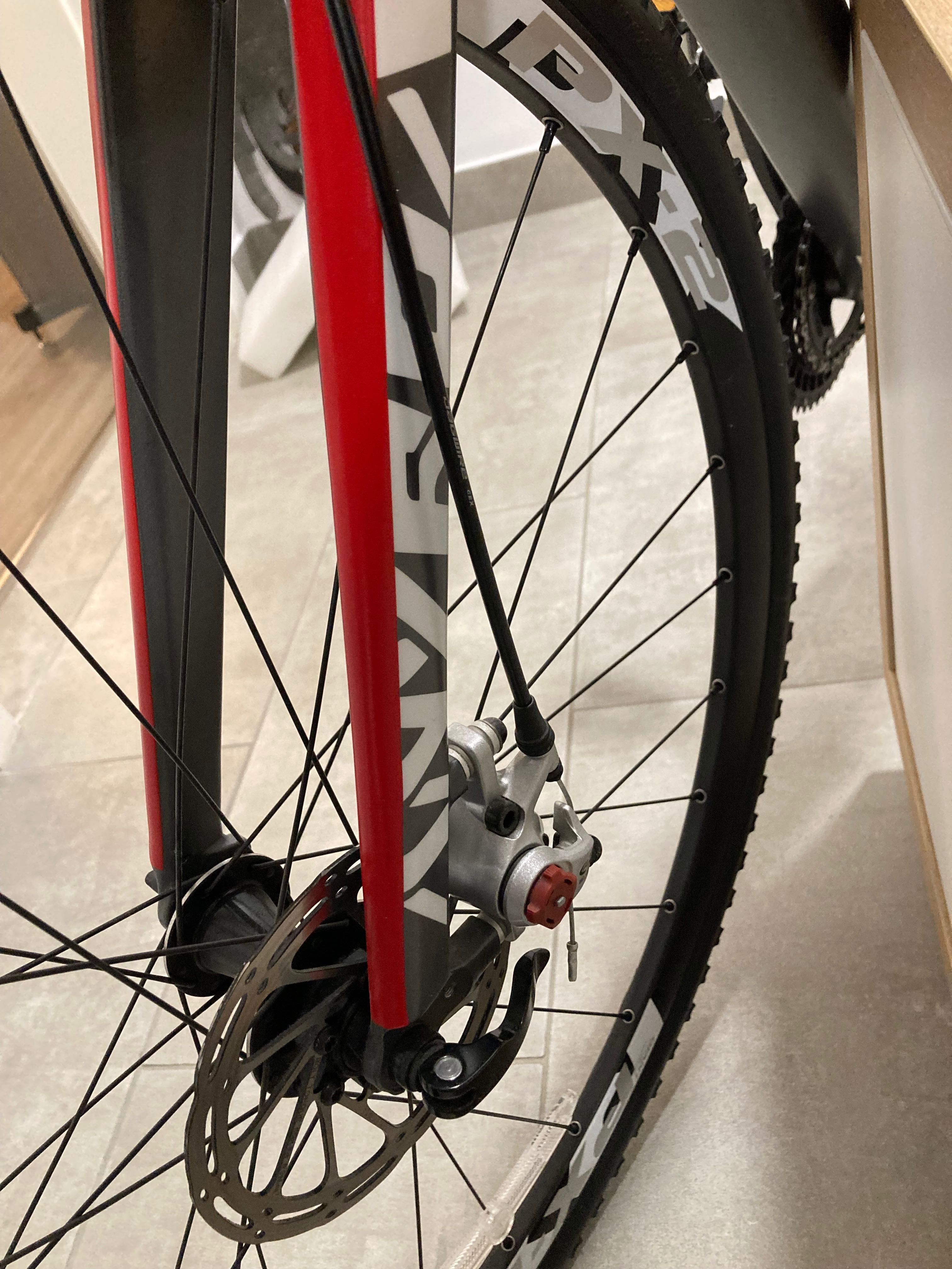 Bicicleta Giant Anyroad 52’ carbon ca noua