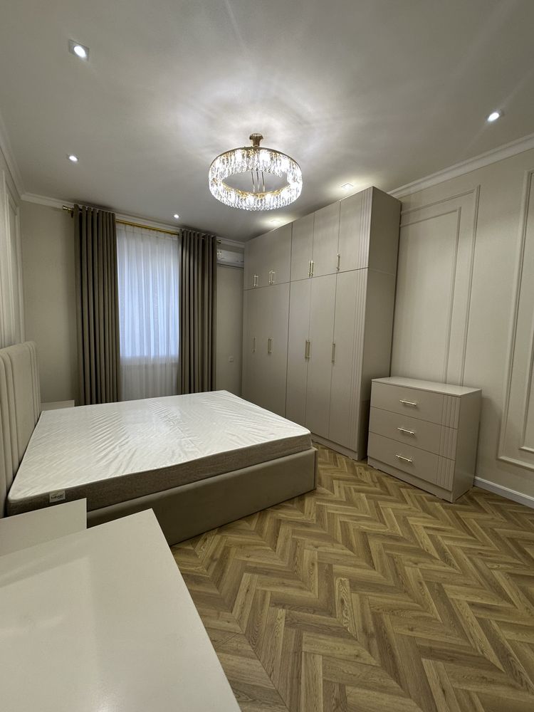Продается Нвостройка Госпитальный 45 кв.м., Евролюкс, мебель, техника.