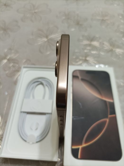 iPhone 16 Pro Max Desert titan 96%