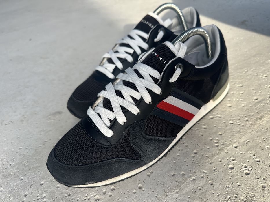 Adidasi Tommy Hilfiger