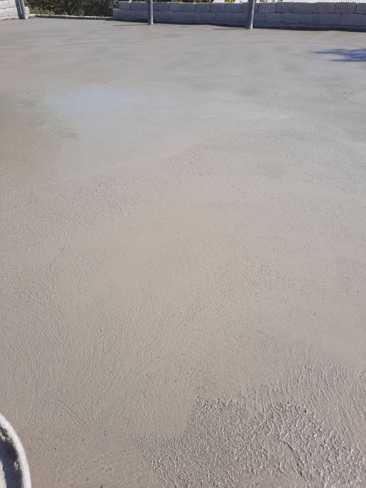 Пол сухой стяжшка хизмати