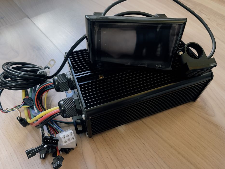 Контролер с дисплей