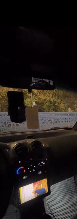 Manitor matizga ramka blan