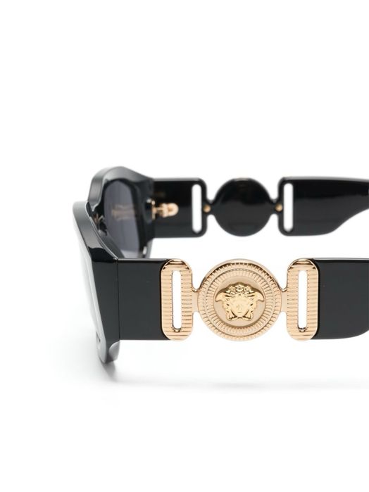 Versace слънчеви очила + калъф 2025