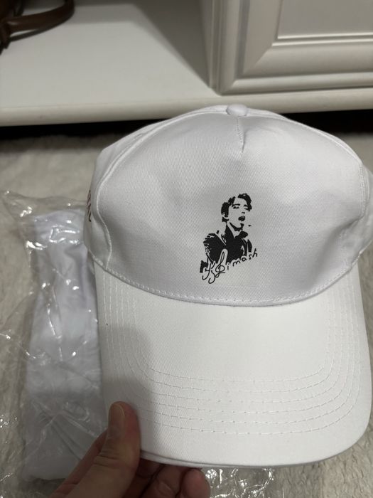 Кепка футболка Димаш Кудайбергенов