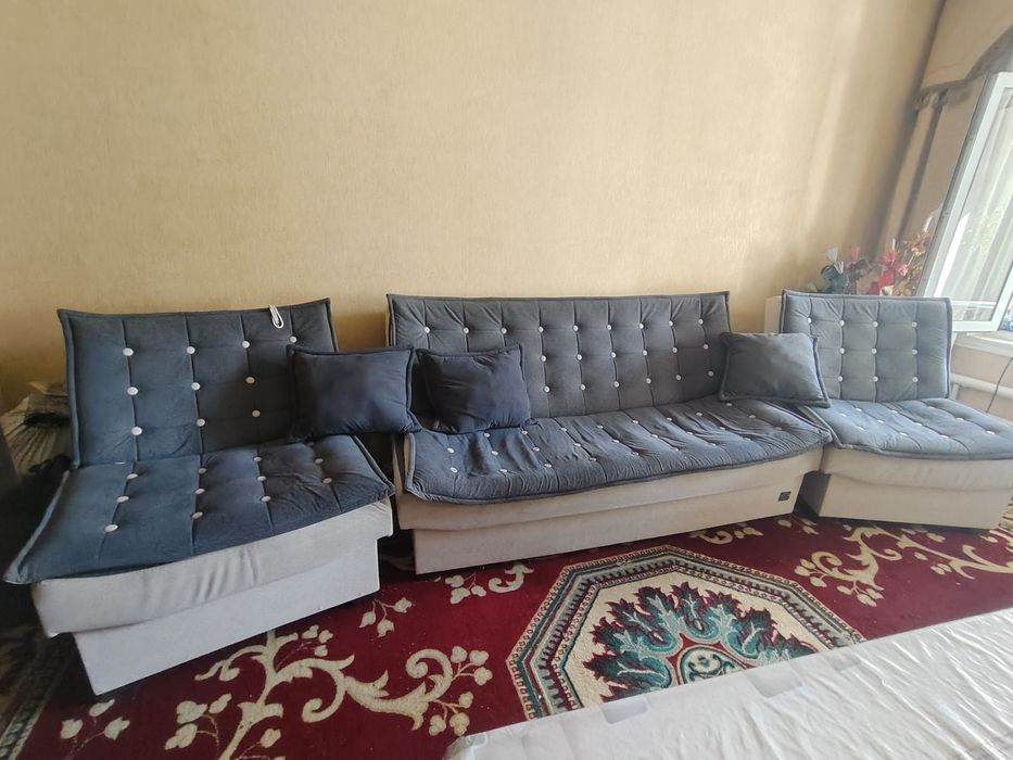 Продаётся диван, шкаф, кровать