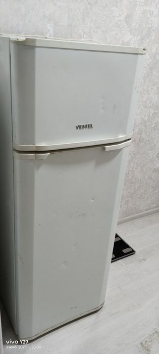 Срочно продам холодильник