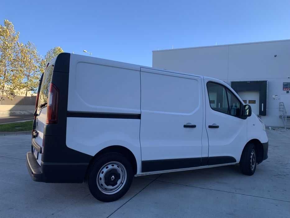 Inchiriez duba fara sofer autoutilitara