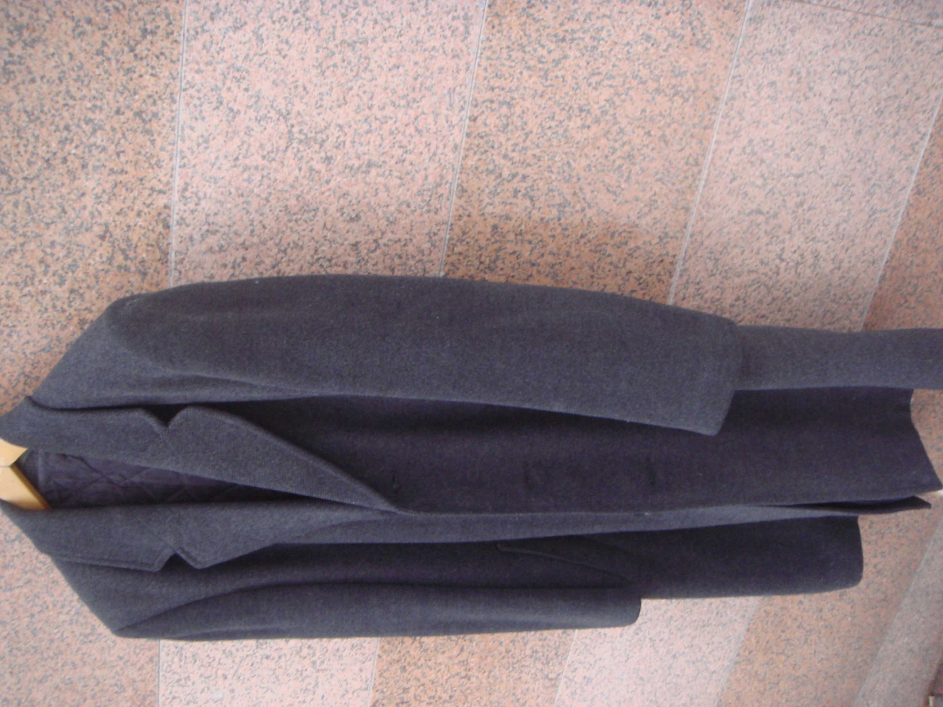 Классическое шерстяное пальто Англия 46-48 размера и кашемир Barker