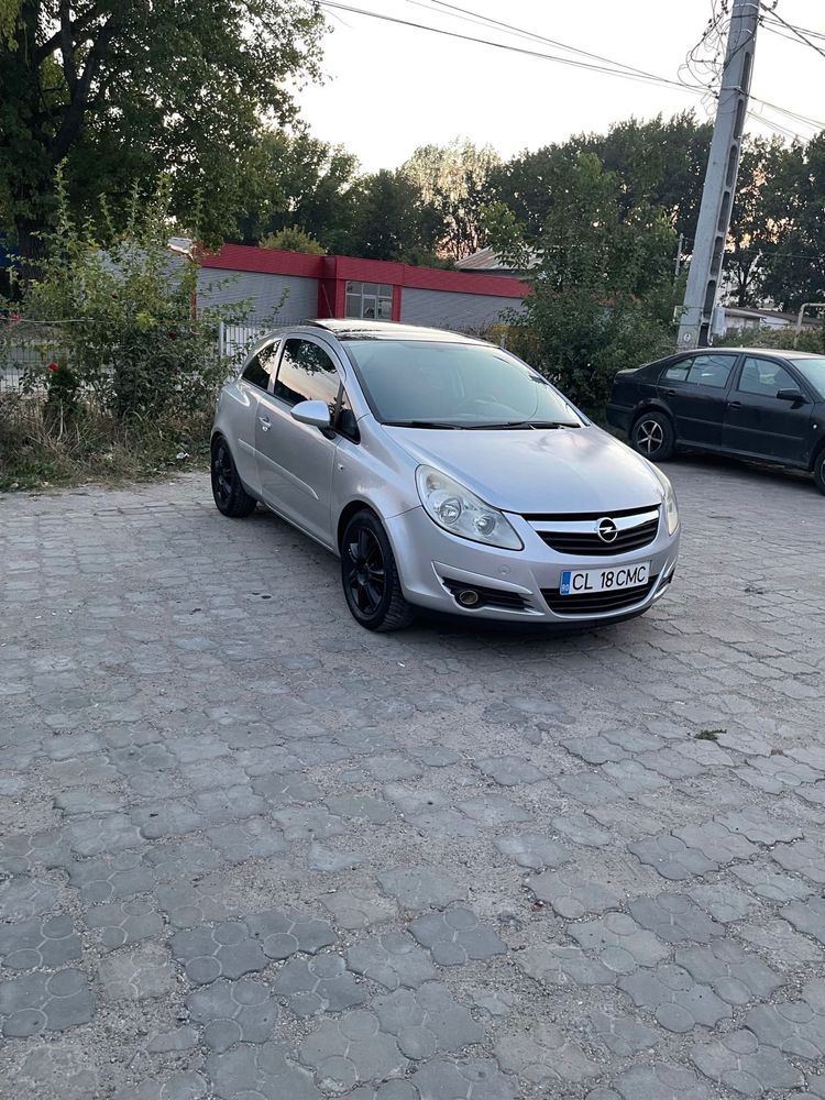 Opel Corsa D , 1.3 Diesel, trapa, Navi, accept schimburi